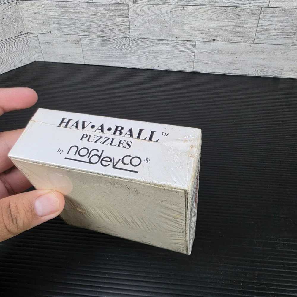 VINTAGE 1978 BASEBALL 